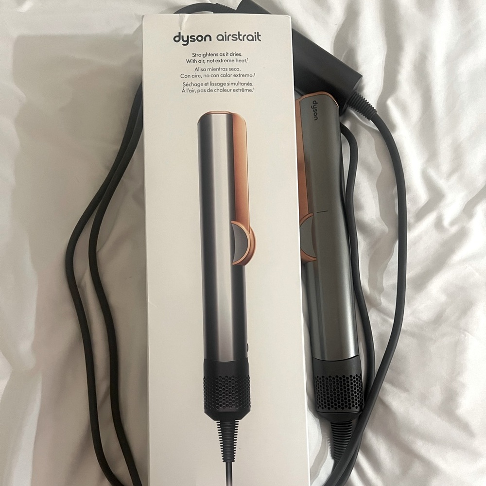 Dyson Airstrait Perfect Condition, All Packaging - Used 2x